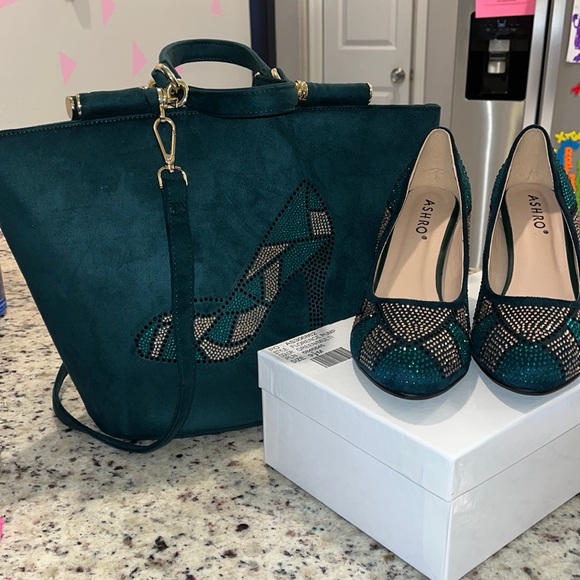 Ashro Rhinestones Heels! - Picture 2 of 10